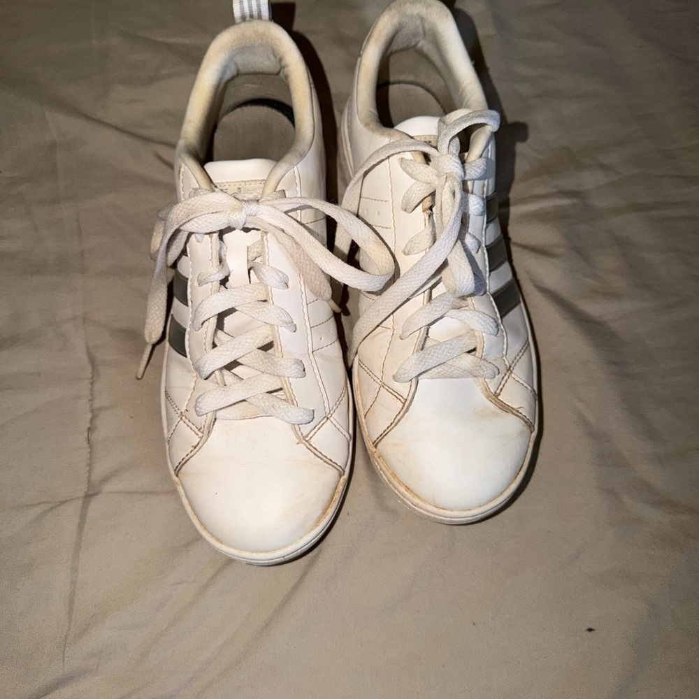 adidas White Sneakers with silver Stripes Women